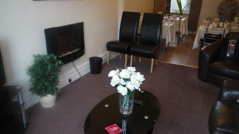 Hazelgrove Guest House ブラックプール エクステリア 写真