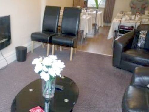 Hazelgrove Guest House ブラックプール エクステリア 写真